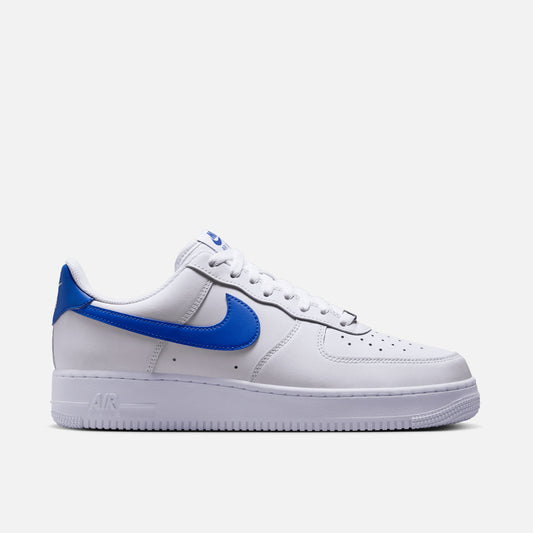 AIR FORCE 1 `07 - WHITE / HYPER ROYAL