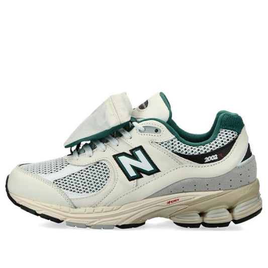 New Balance 2002R 'Pouch - Nightwatch Green' M2002RVD